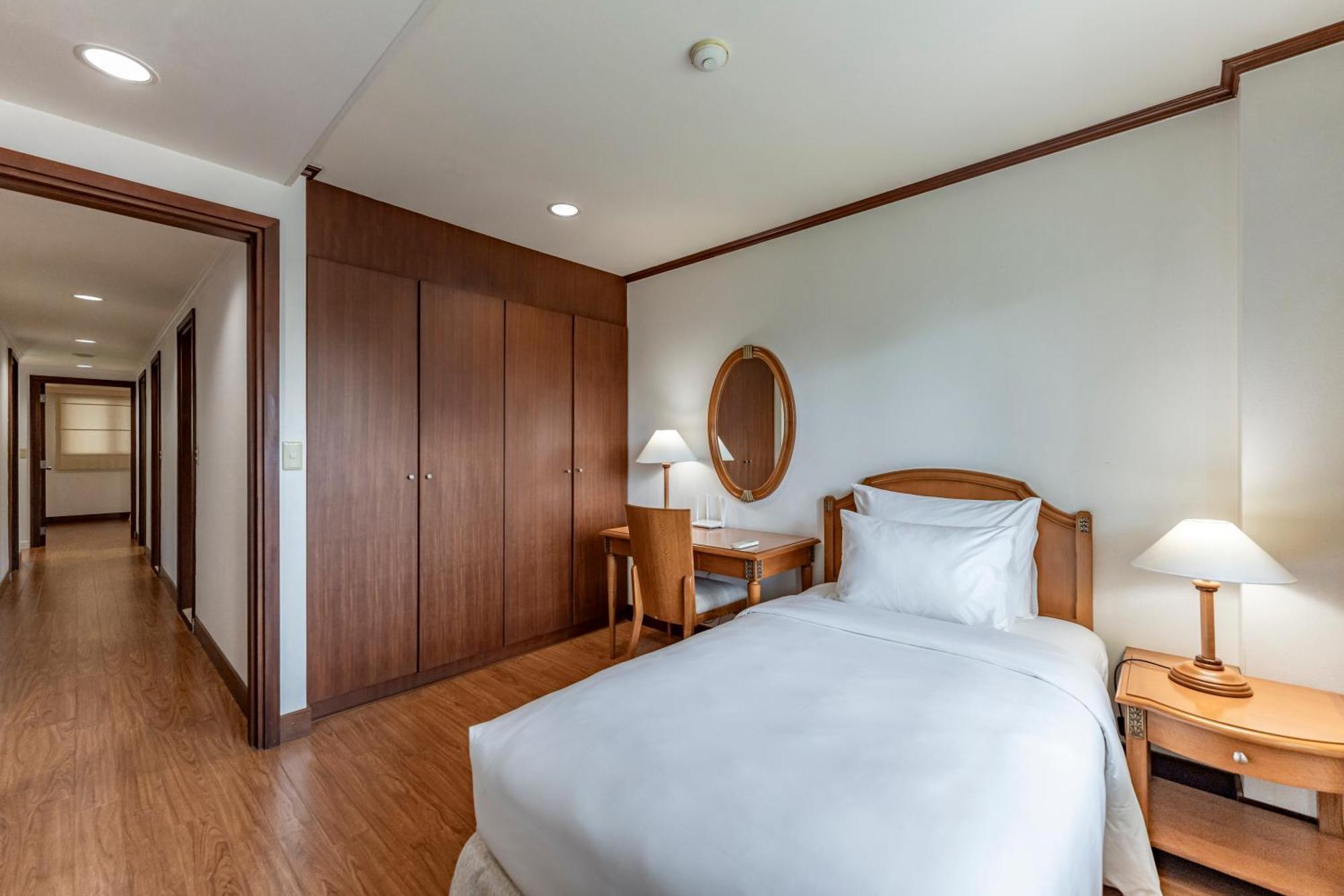 Garden View Court Suites Ho Chi Minh City Exterior photo
