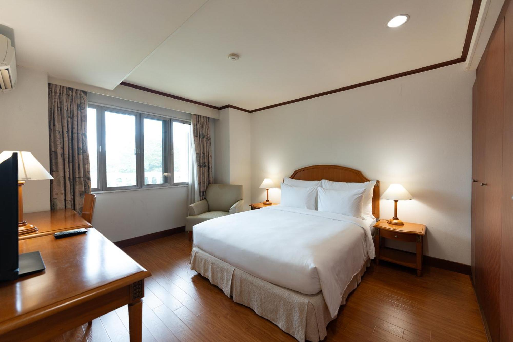 Garden View Court Suites Ho Chi Minh City Room photo